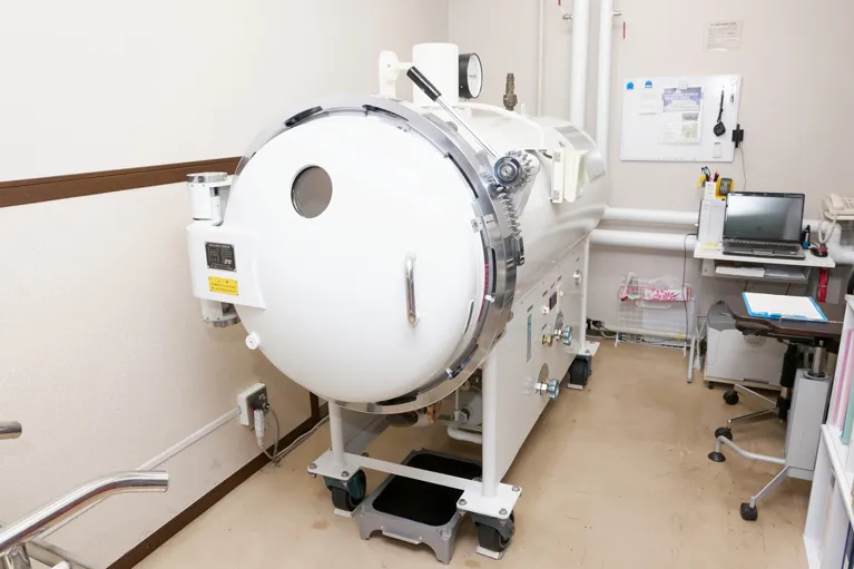 高気圧酸素治療業務